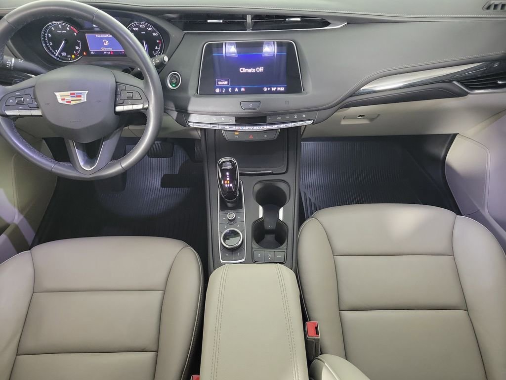 Used 2021 Cadillac XT4 Premium Luxury w/ Driver Awareness Package image 15