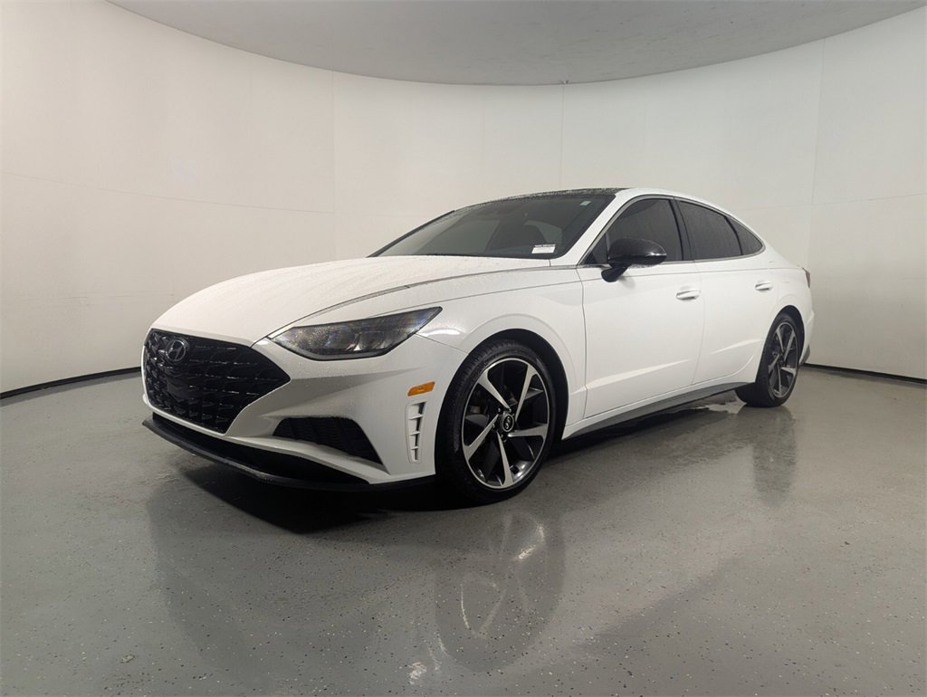 Used 2023 Hyundai Sonata SEL Plus image 3