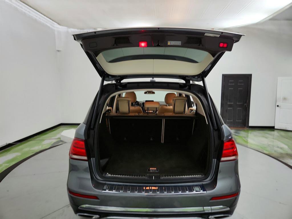 Used 2018 Mercedes-Benz GLE 350 image 31