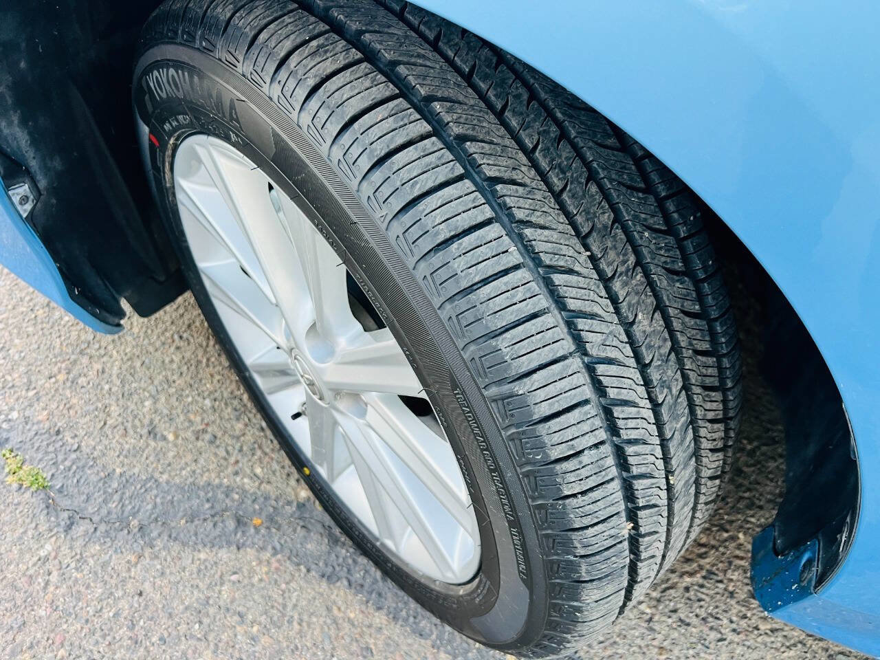 Used 2012 Toyota Camry XLE w/ Convenience Pkg image 14