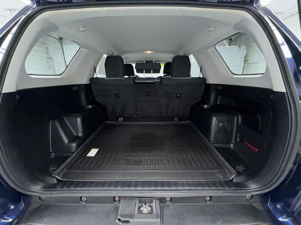 Certified 2021 Toyota 4Runner SR5 image 17
