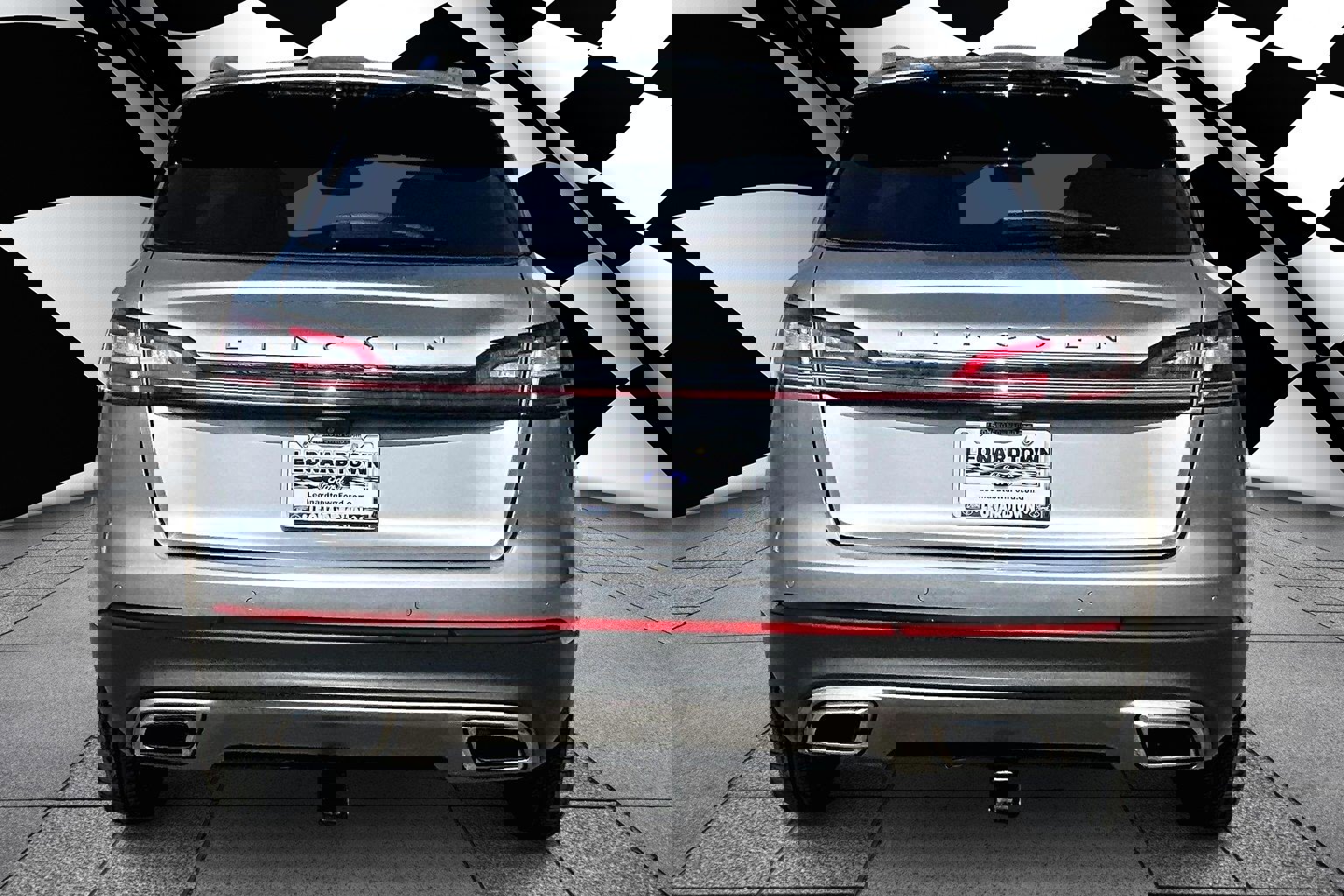 Used 2021 Lincoln Nautilus Reserve image 4