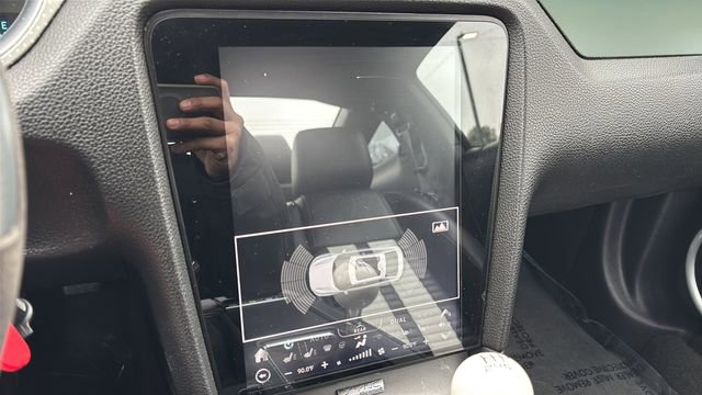 Used 2011 Ford Mustang Shelby GT500 w/ SVT Performance Pkg image 25