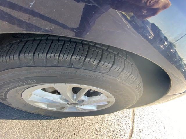 Used 2022 Kia Carnival LX FWD image 23