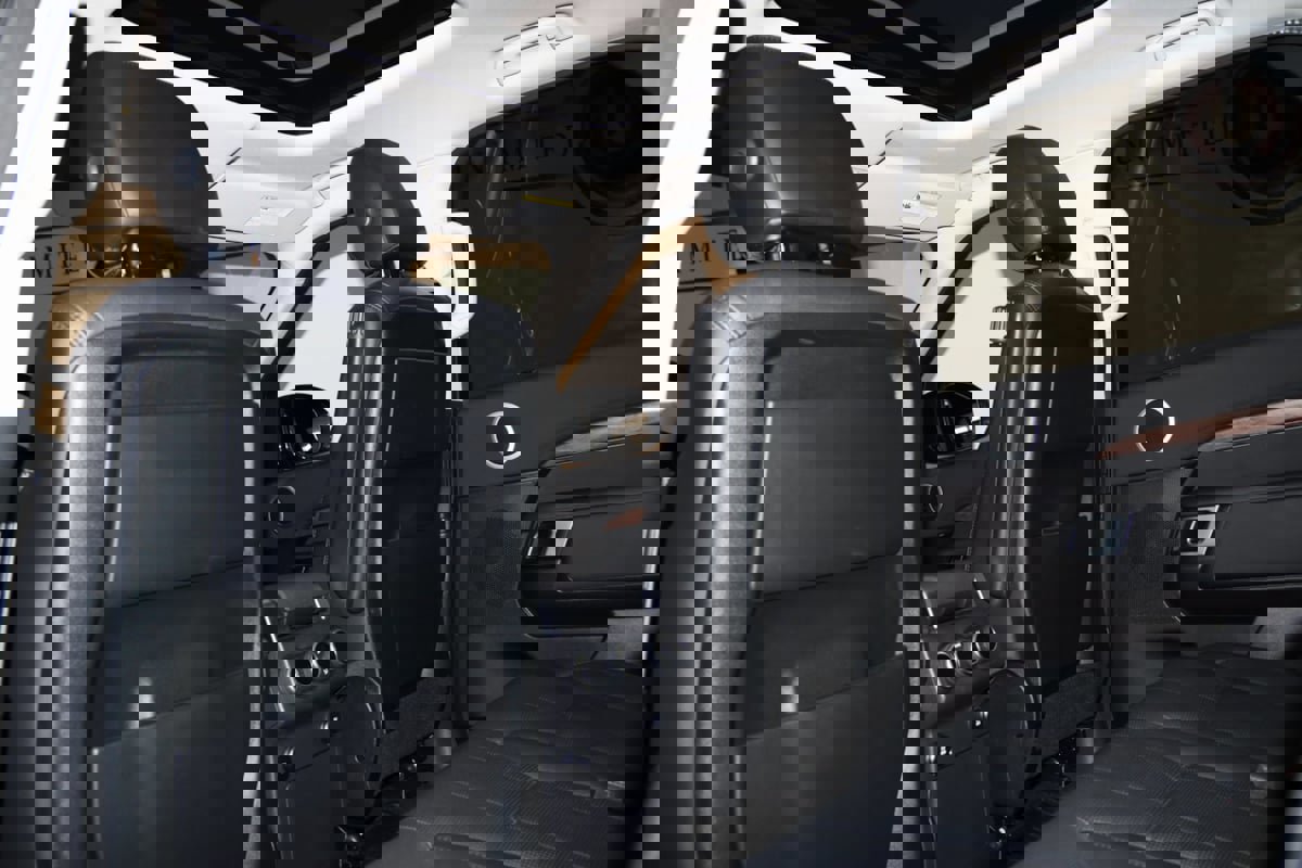 Used 2018 Land Rover Discovery HSE image 51