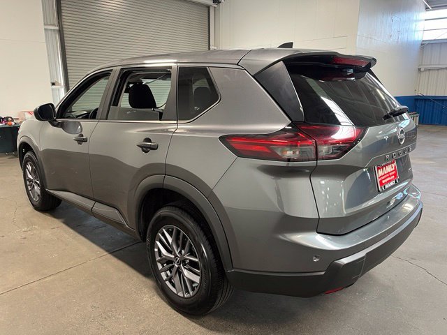 Used 2024 Nissan Rogue S AWD/4WD image 5