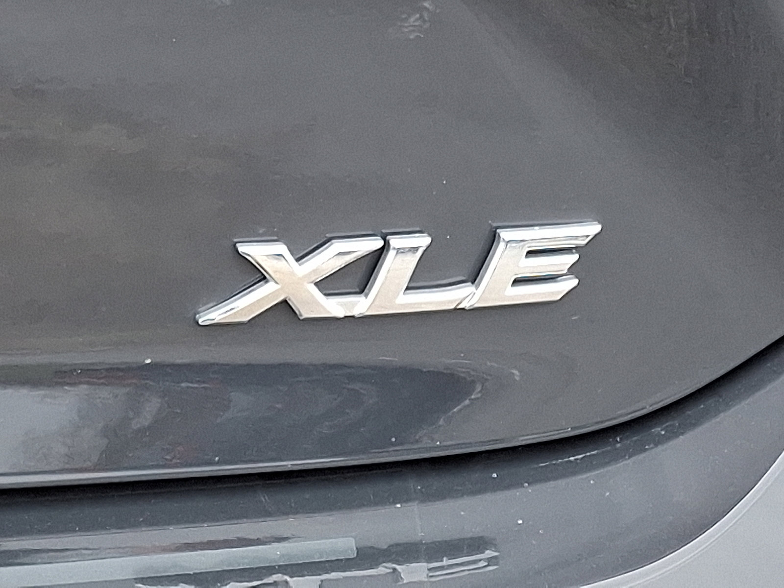 Used 2025 Toyota Camry XLE w/ Premium Plus Package image 32