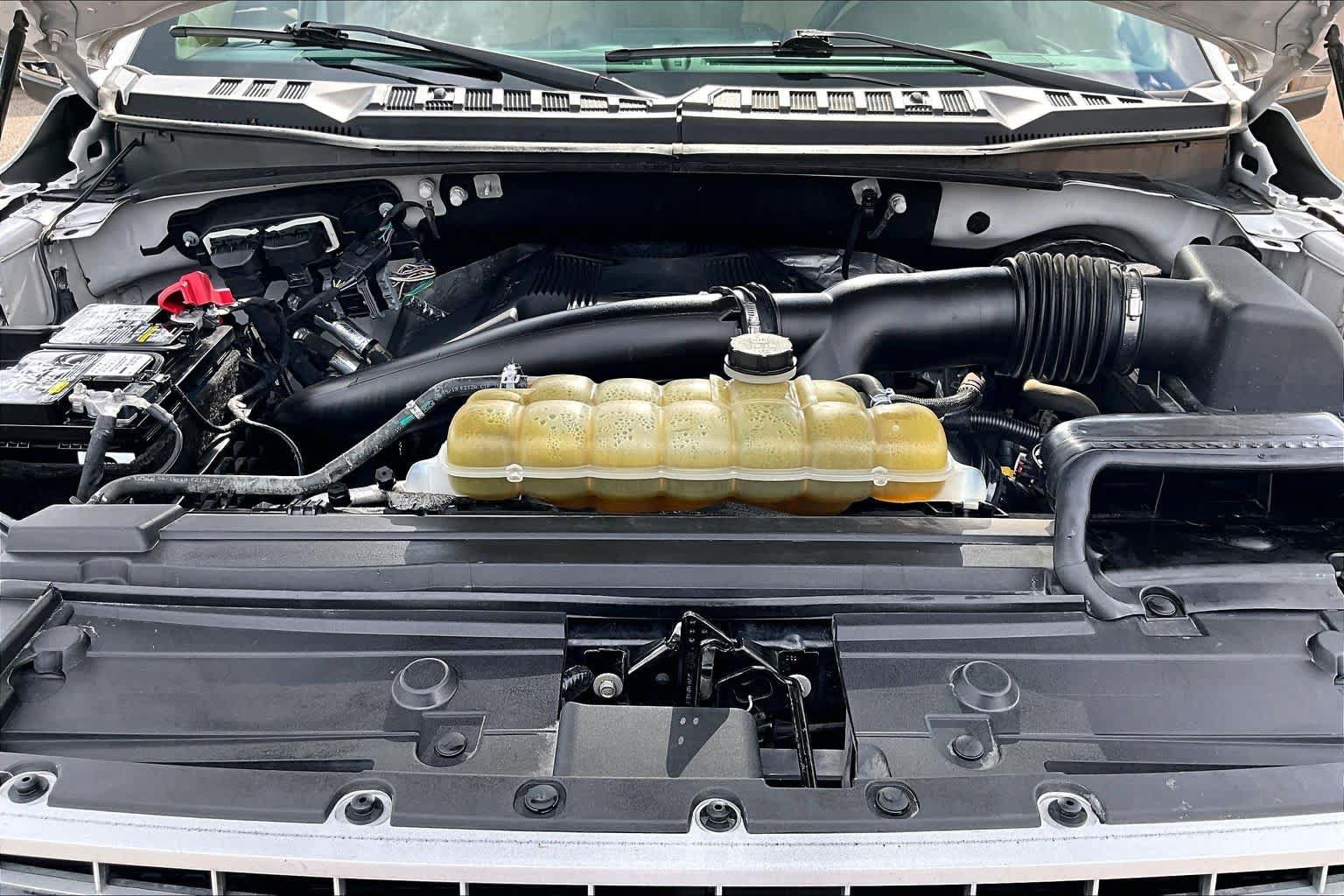 Used 2019 Ford F150 Lariat RWD image 32