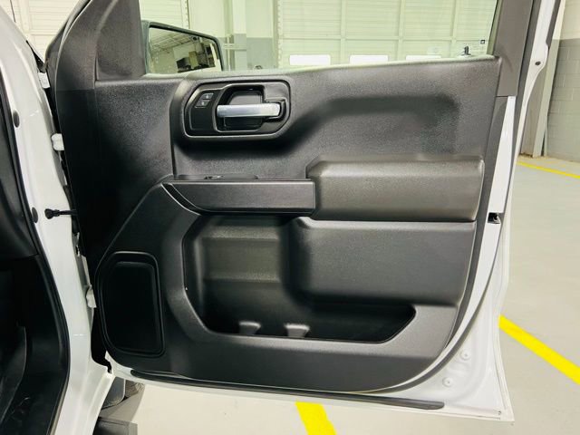 Used 2022 Chevrolet Silverado 1500 Custom image 32
