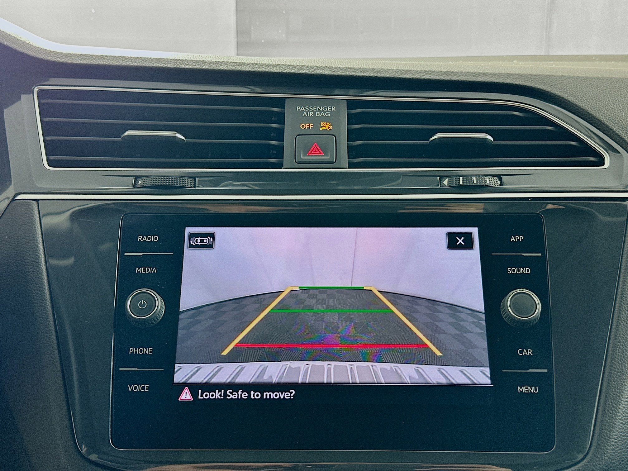 Used 2024 Volkswagen Tiguan Wolfsburg Edition image 22