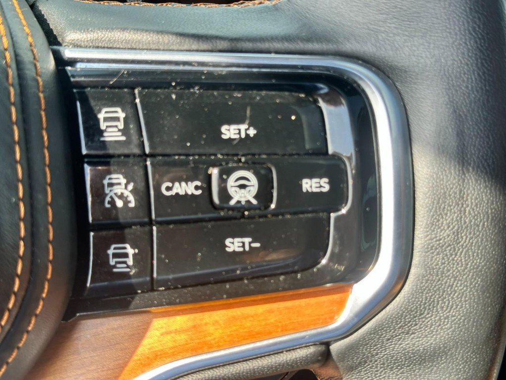 Used 2024 Jeep Grand Wagoneer L Series III image 22