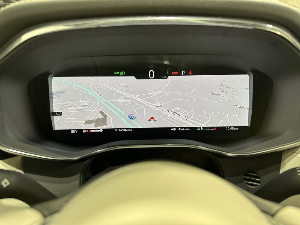 Used 2025 Jaguar F-PACE R-Dynamic S image 22