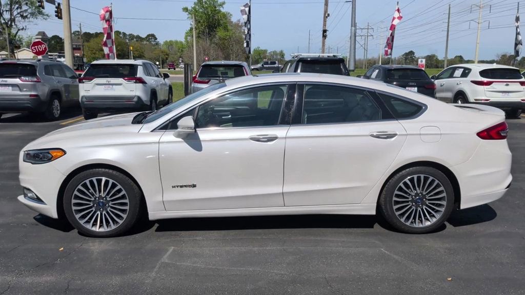 Used 2018 Ford Fusion Titanium FWD image 5