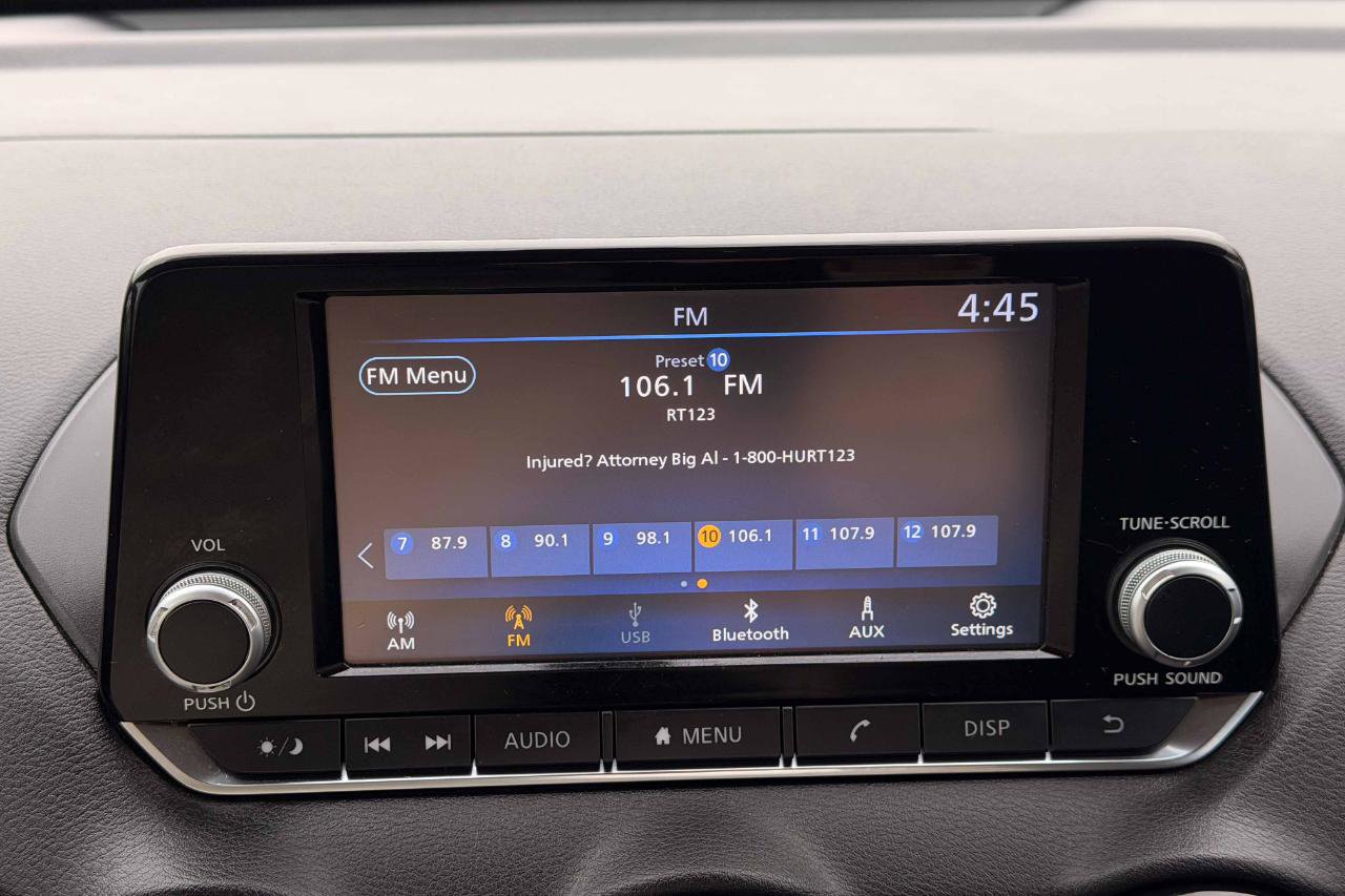 Used 2020 Nissan Sentra S image 17