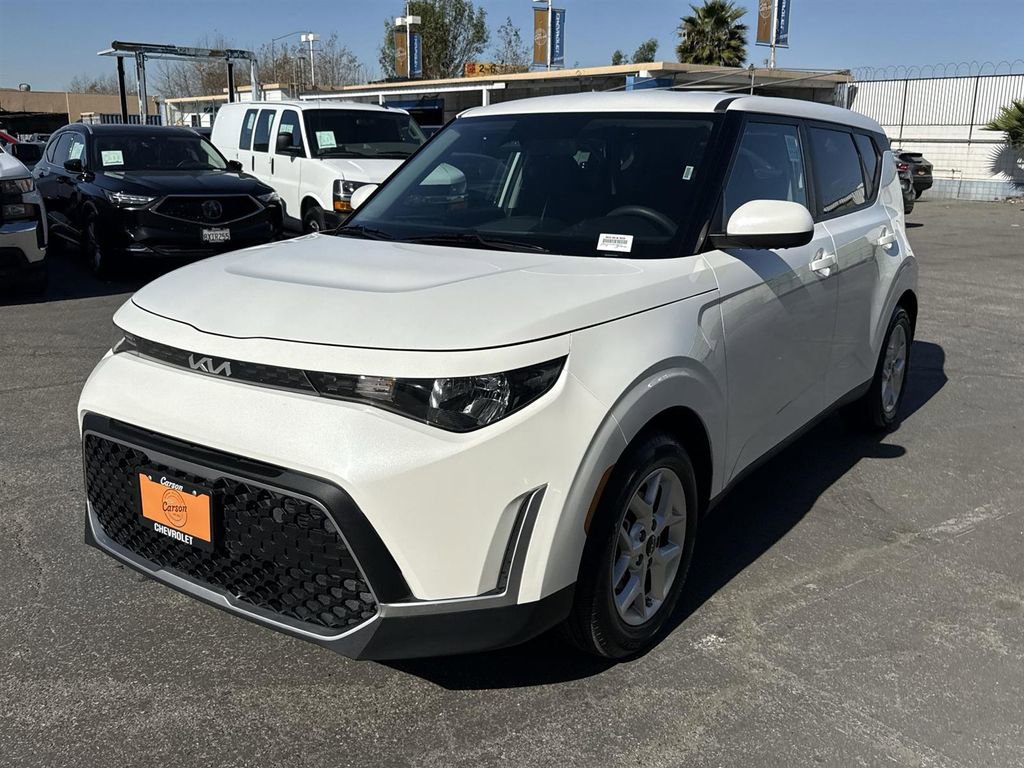 Used 2024 Kia Soul LX w/ Option Group 015 image 7