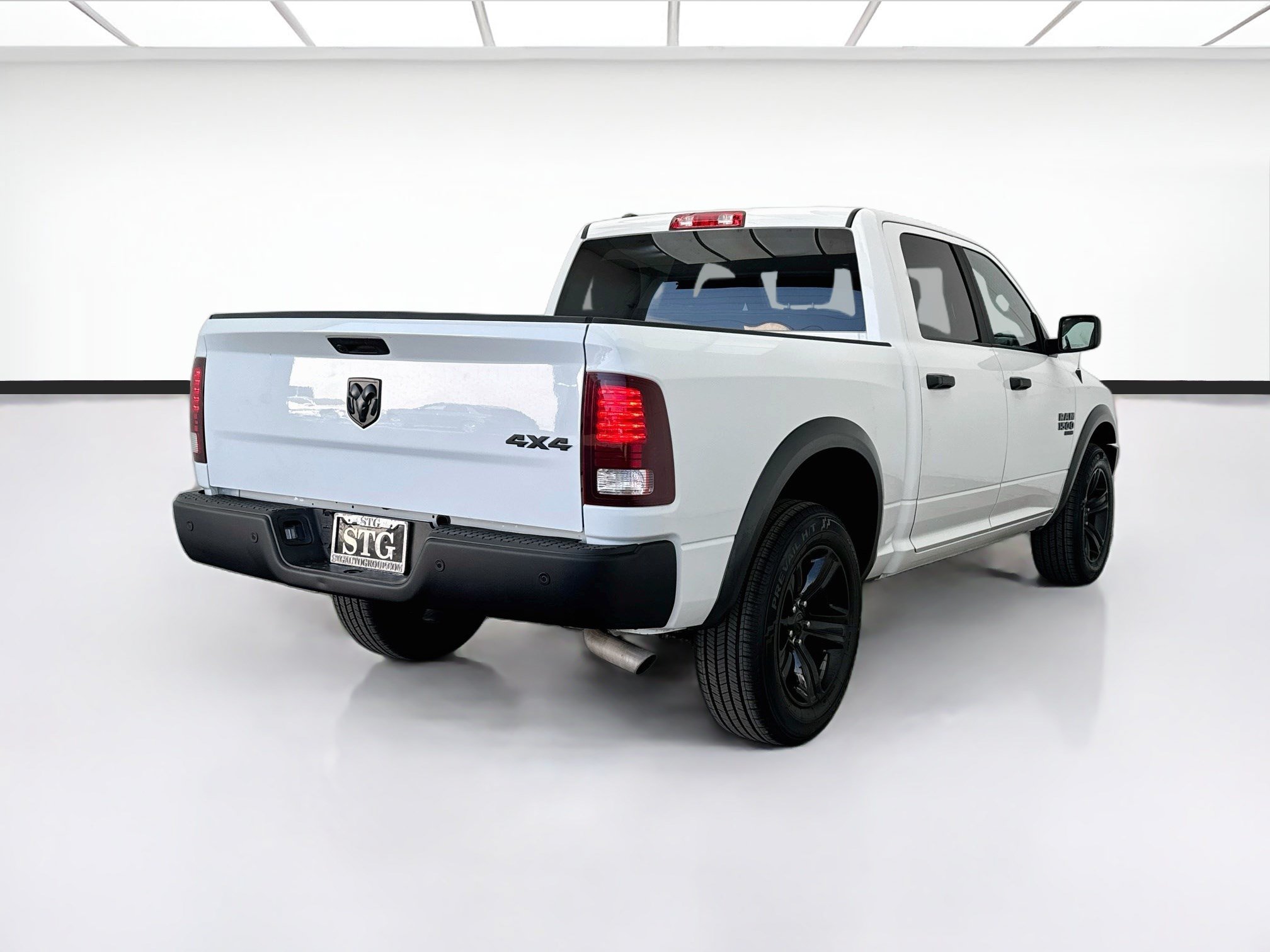 Used 2024 RAM 1500 Warlock AWD/4WD image 4