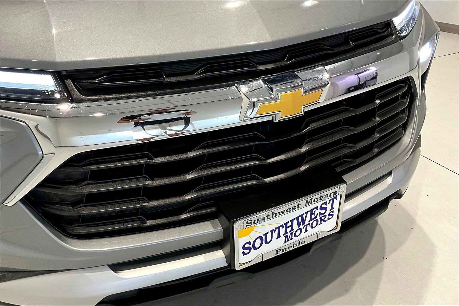 Used 2025 Chevrolet TrailBlazer LT AWD/4WD image 32