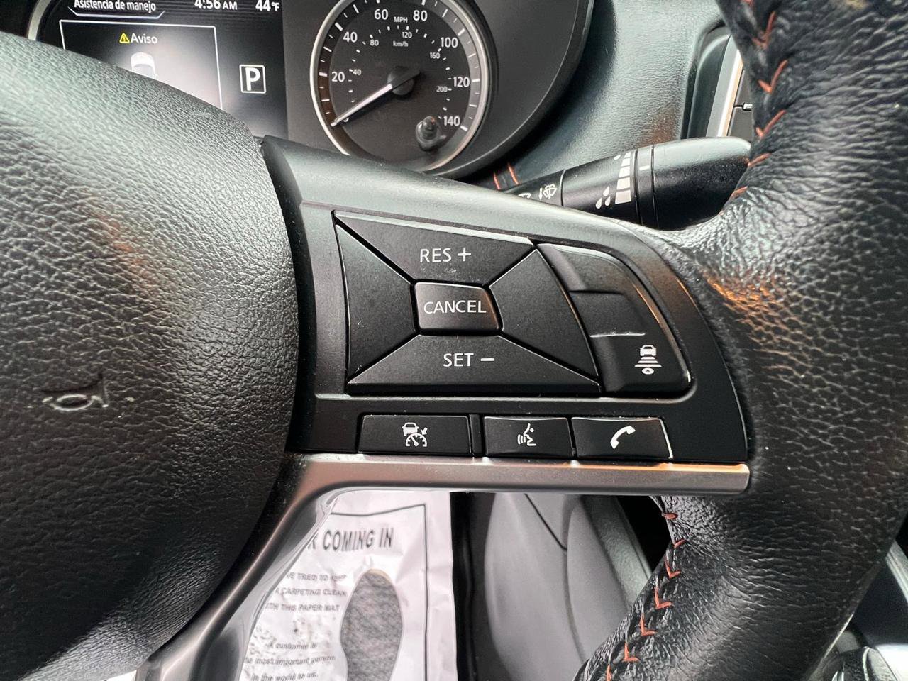 Used 2021 Nissan Versa SR w/ Convenience Package image 19