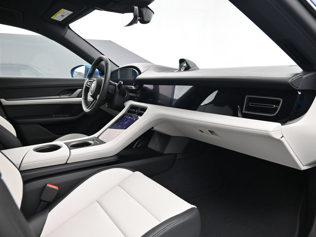 New 2026 Porsche Taycan 4S AWD/4WD image 14