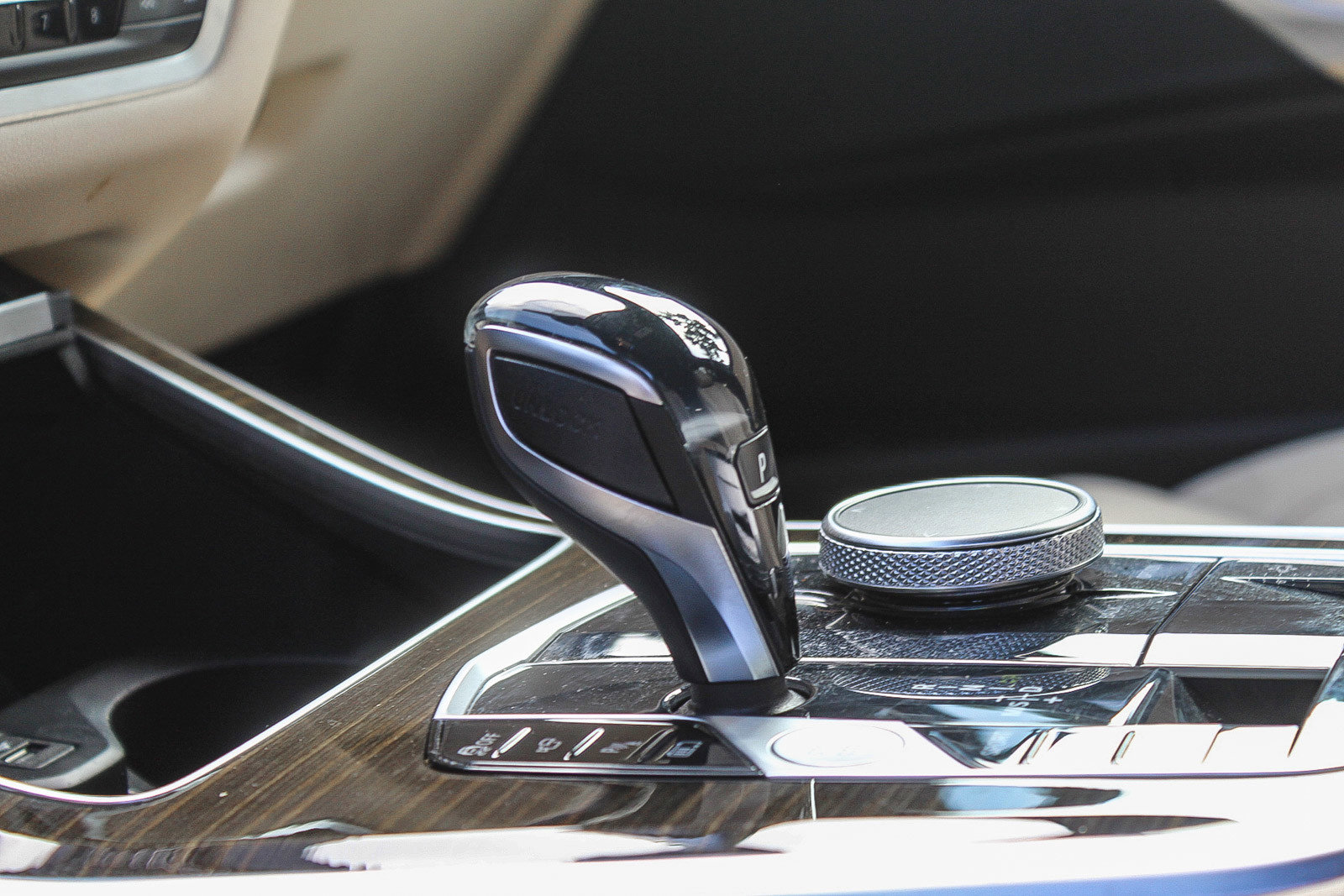 Used 2021 BMW X5 xDrive45e w/ Parking Assistance Package image 22