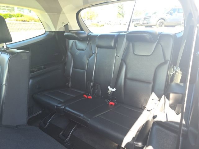Used 2024 Kia Telluride LX AWD/4WD image 29