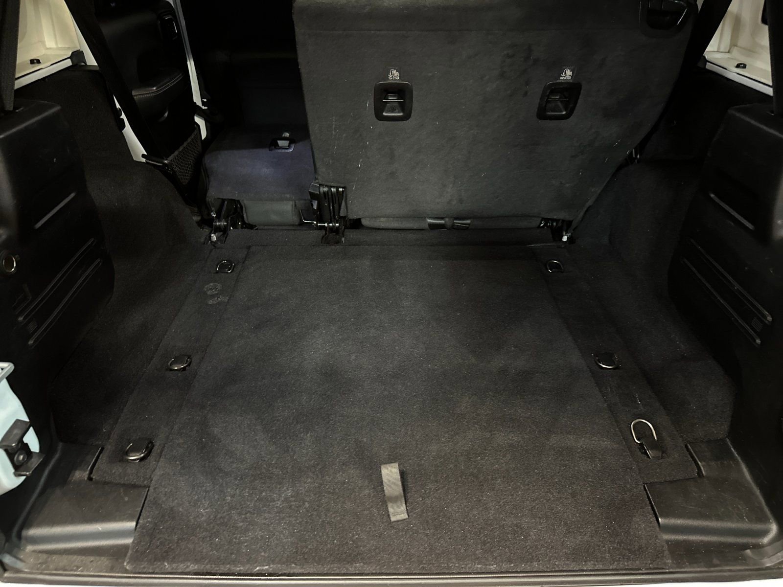 Certified 2020 Jeep Wrangler Unlimited Sahara w/ Safety Group image 14