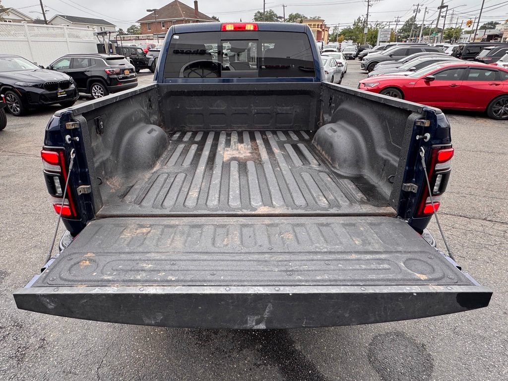Used 2024 RAM 2500 Big Horn w/ Night Edition AWD/4WD image 7