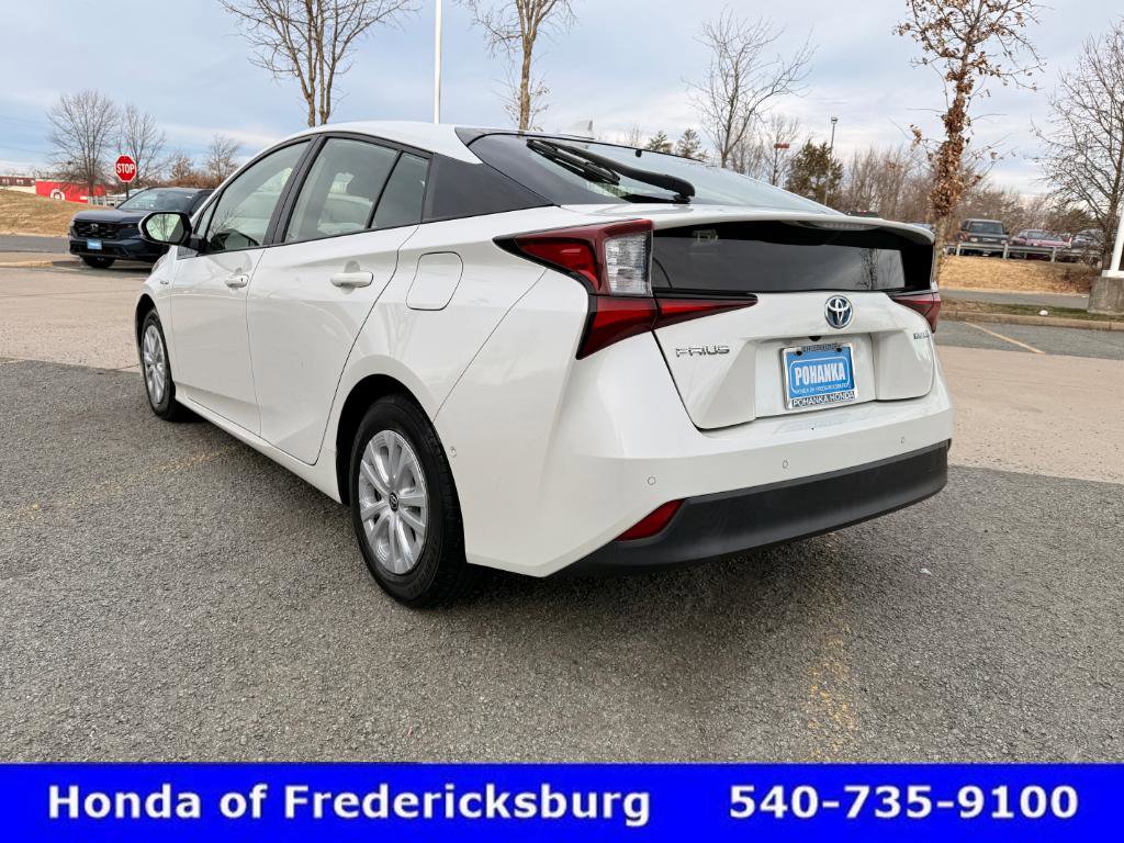 Used 2019 Toyota Prius LE w/ Carpet Mat Package image 4