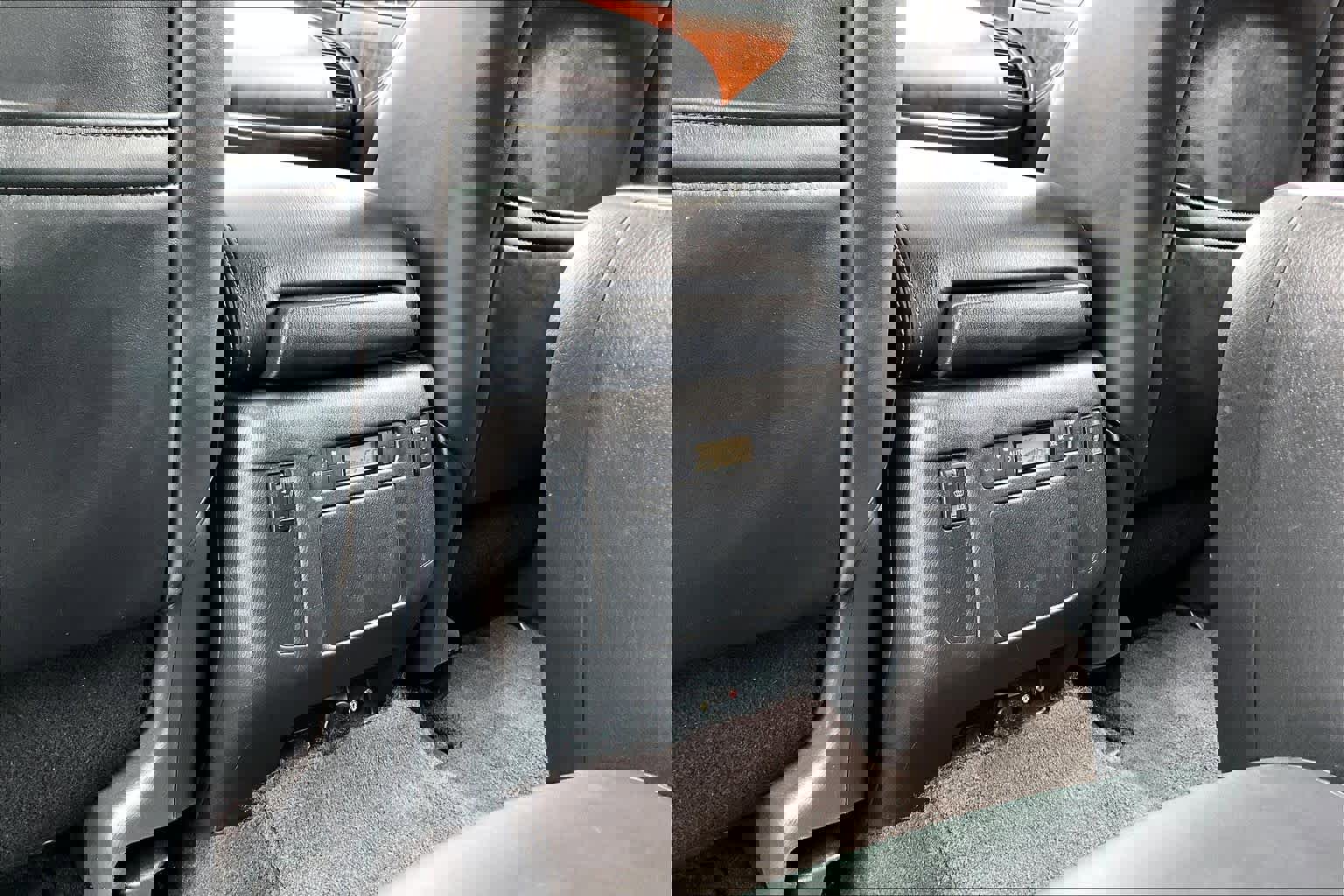 Used 2015 INFINITI QX80 w/ Deluxe Technology Package image 33