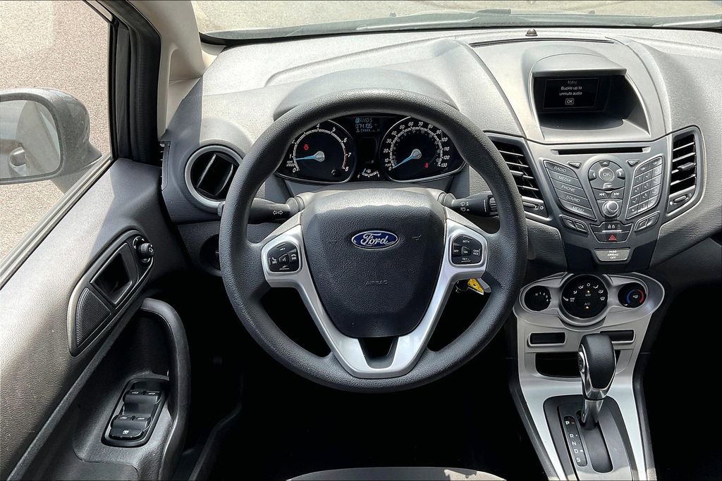 Used 2019 Ford Fiesta SE image 5
