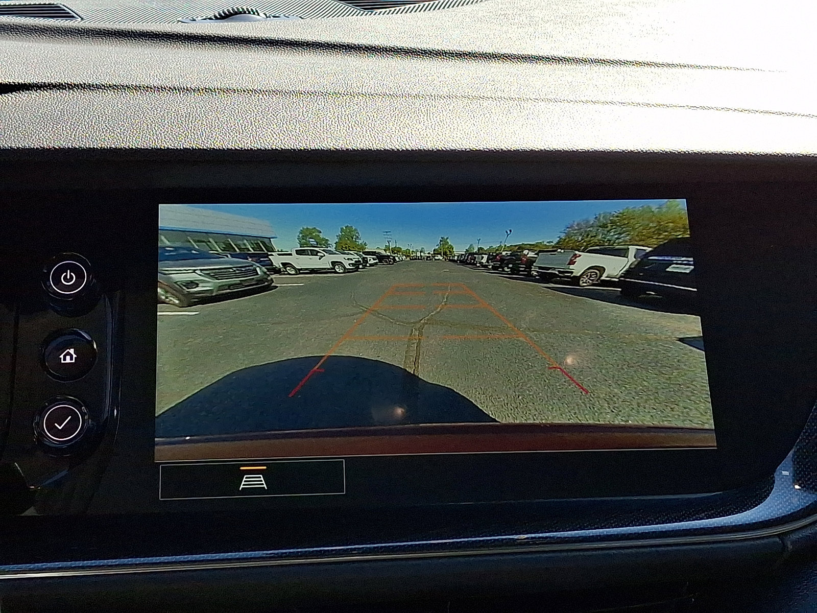 Used 2023 Buick Envision Preferred FWD image 18
