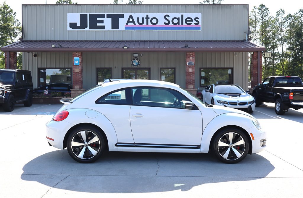 Used 2012 Volkswagen Beetle 2.0T FWD image 8