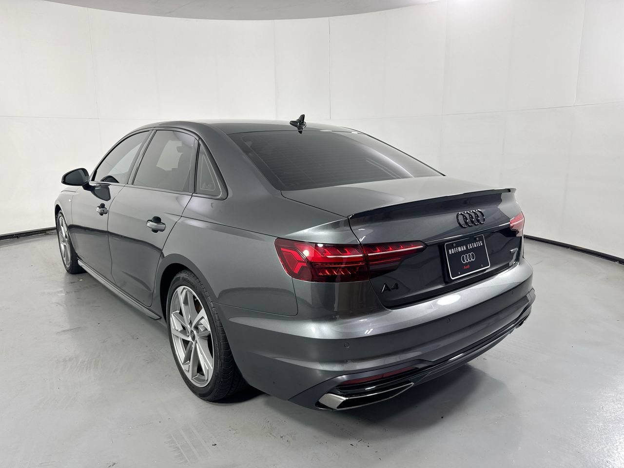 Used 2023 Audi A4 2.0T Premium Plus w/ Premium Plus Package AWD/4WD image 5