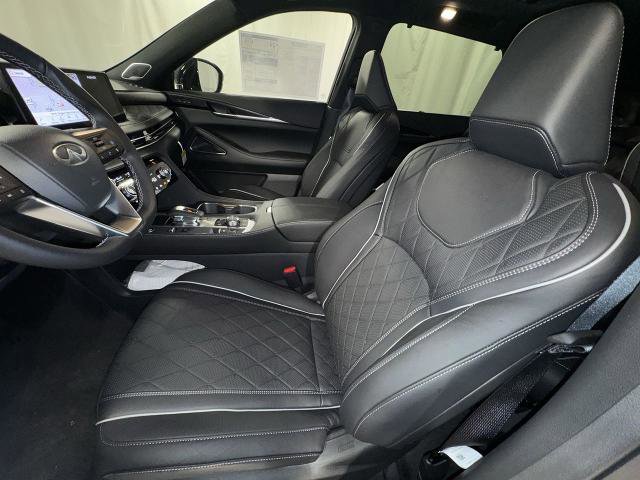 Certified 2025 INFINITI QX60 Autograph w/ Cargo Package image 3
