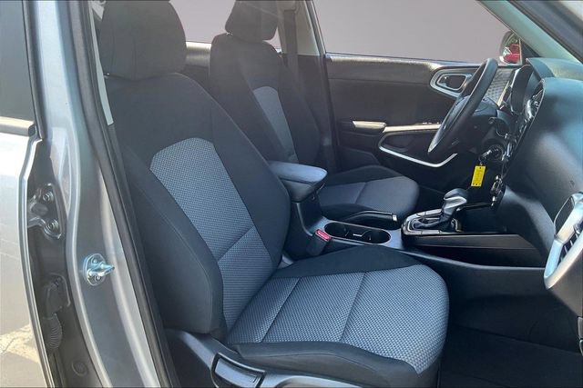 Certified 2023 Kia Soul LX w/ LX Technology Package FWD image 26
