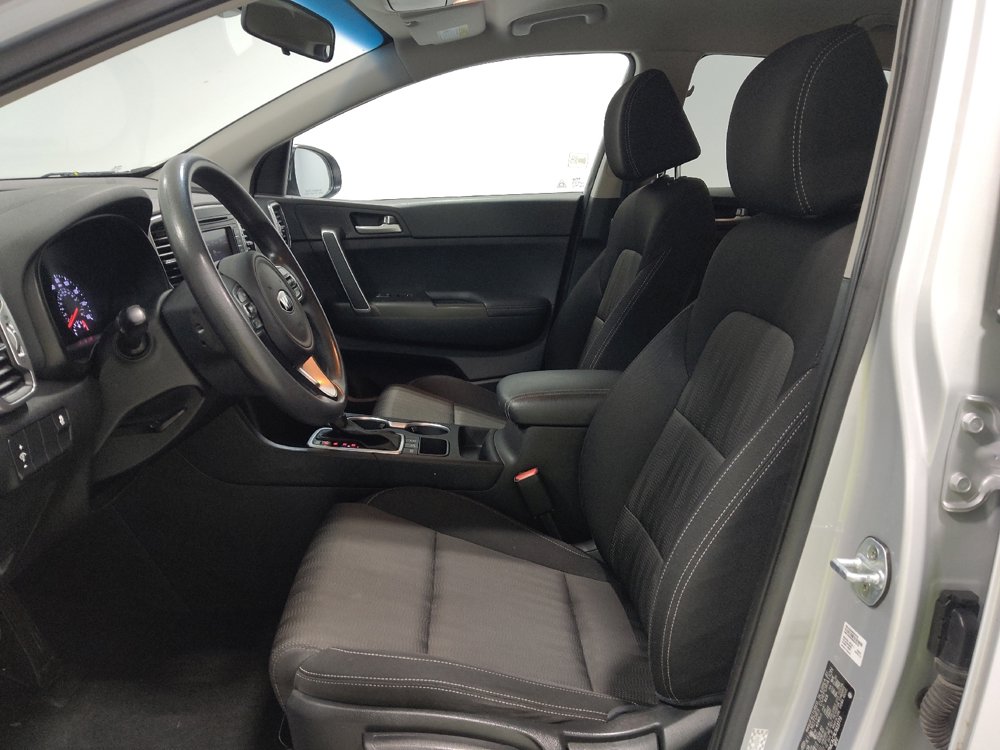Used 2019 Kia Sportage LX image 17