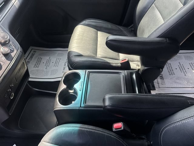Used 2015 Toyota Sienna SE w/ SE Preferred Package FWD image 22