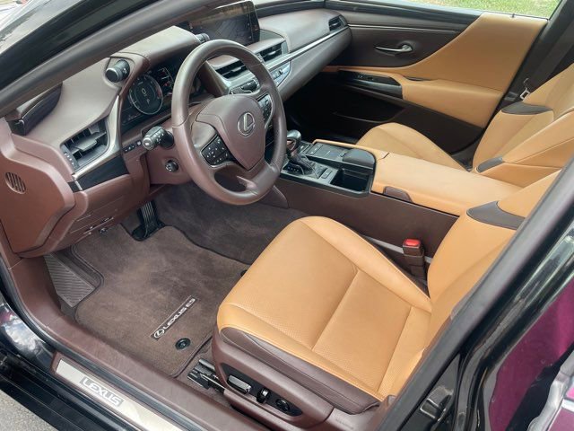 Used 2021 Lexus ES 350 Premium image 13