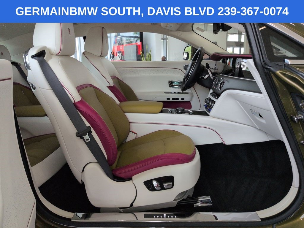 Used 2024 Rolls-Royce Spectre w/ Spectre Launch Package AWD/4WD image 16