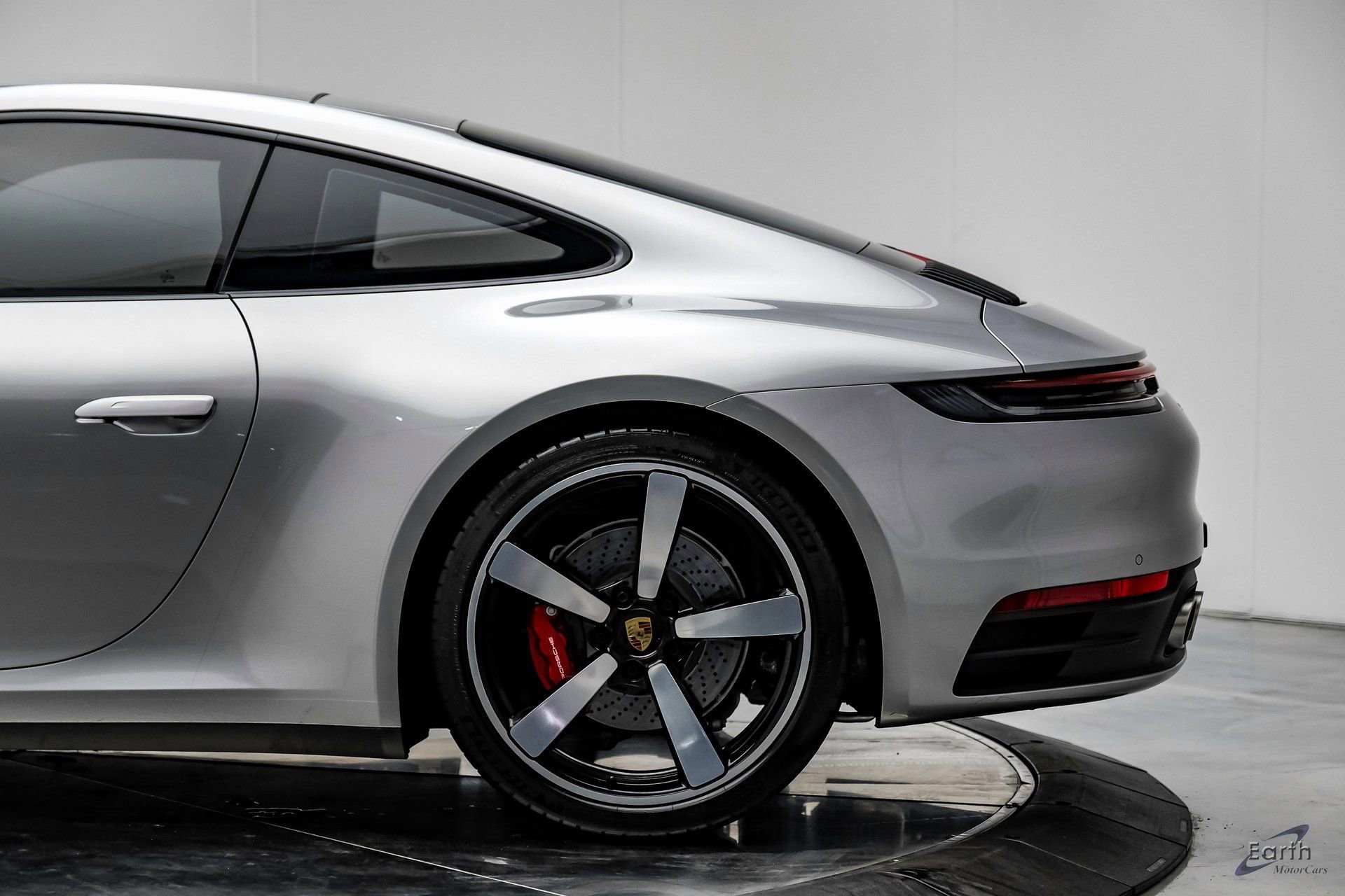 Used 2024 Porsche 911 Carrera S w/ Premium Package RWD image 8