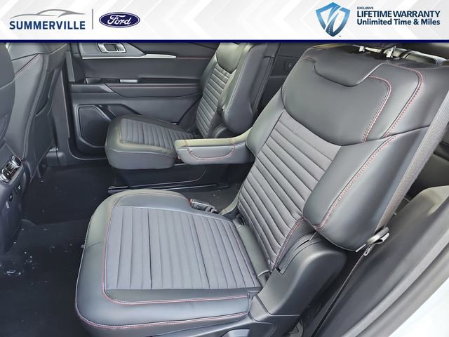 New 2026 Ford Explorer ST-Line RWD image 17