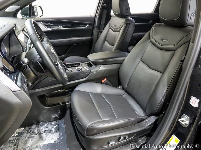 Certified 2025 Cadillac XT5 Premium Luxury image 9