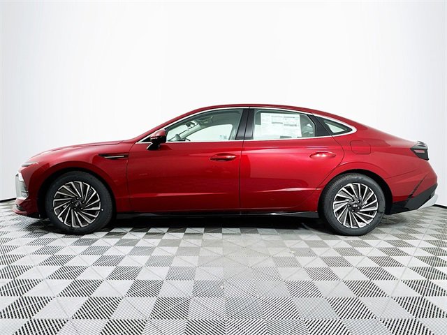 New 2025 Hyundai Sonata SEL image 2