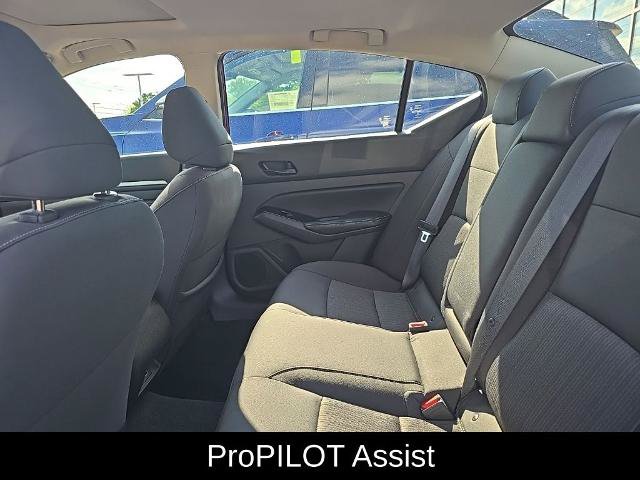 Certified 2023 Nissan Altima 2.5 SV w/ SV Premium Package AWD/4WD image 21