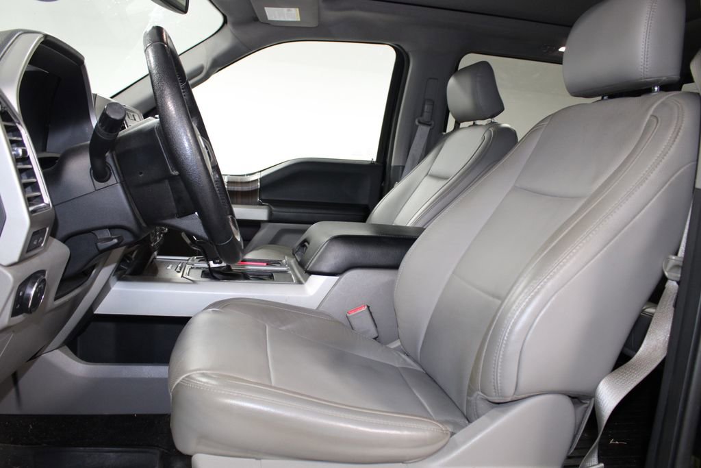 Used 2016 Ford F150 Lariat image 18