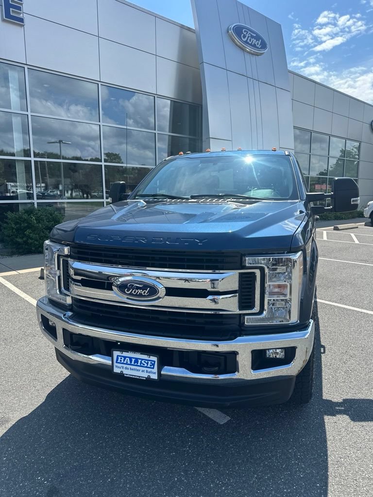 Used 2017 Ford F250 XLT w/ XLT Value Package AWD/4WD image 2