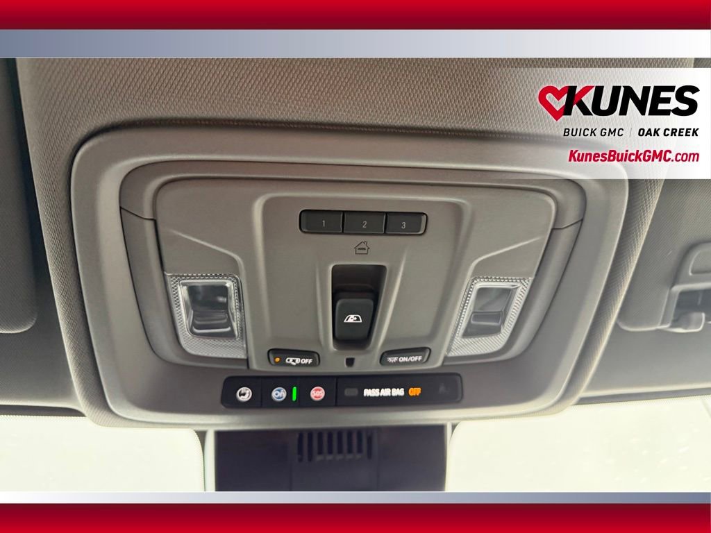 Used 2025 Chevrolet Silverado 1500 LT AWD/4WD image 21