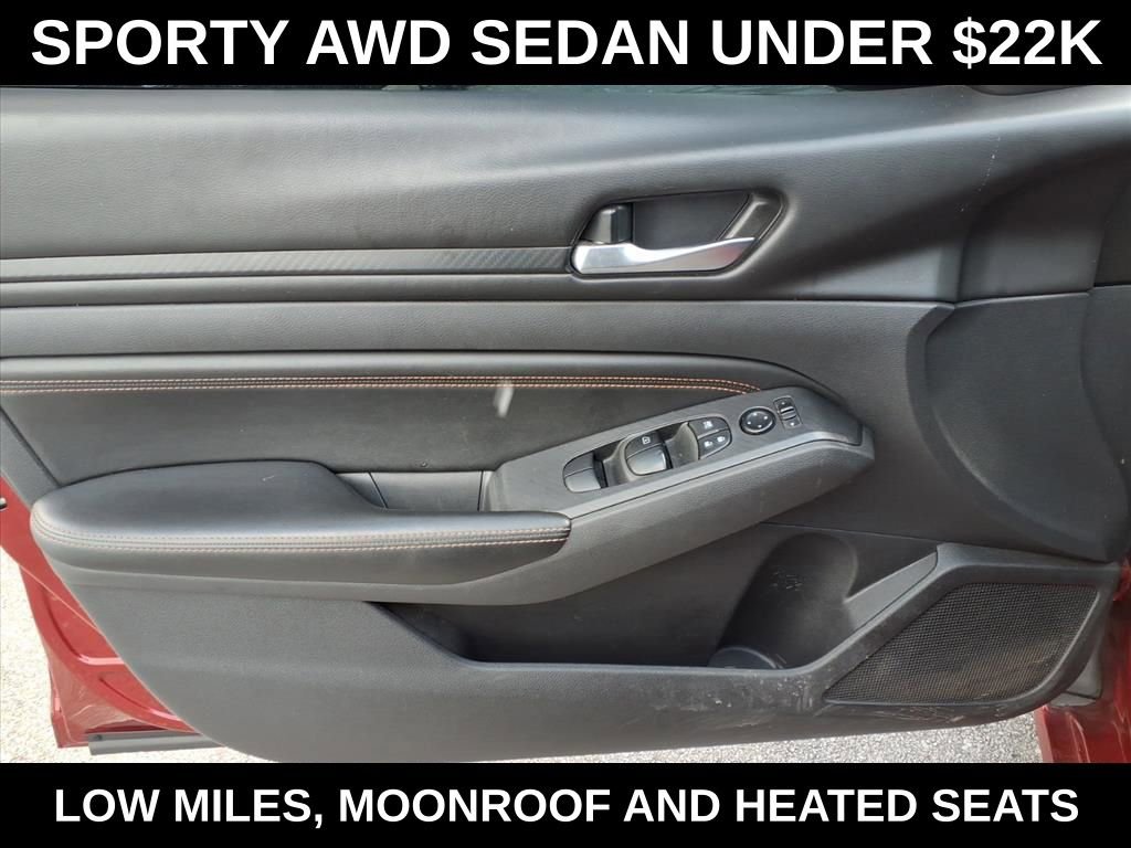 Used 2021 Nissan Altima 2.5 SR w/ SR Premium Package image 11