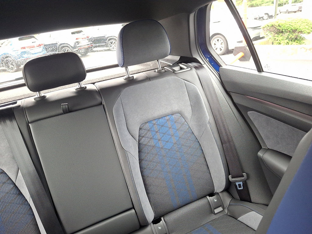 New 2025 Volkswagen Golf R Black Edition image 14