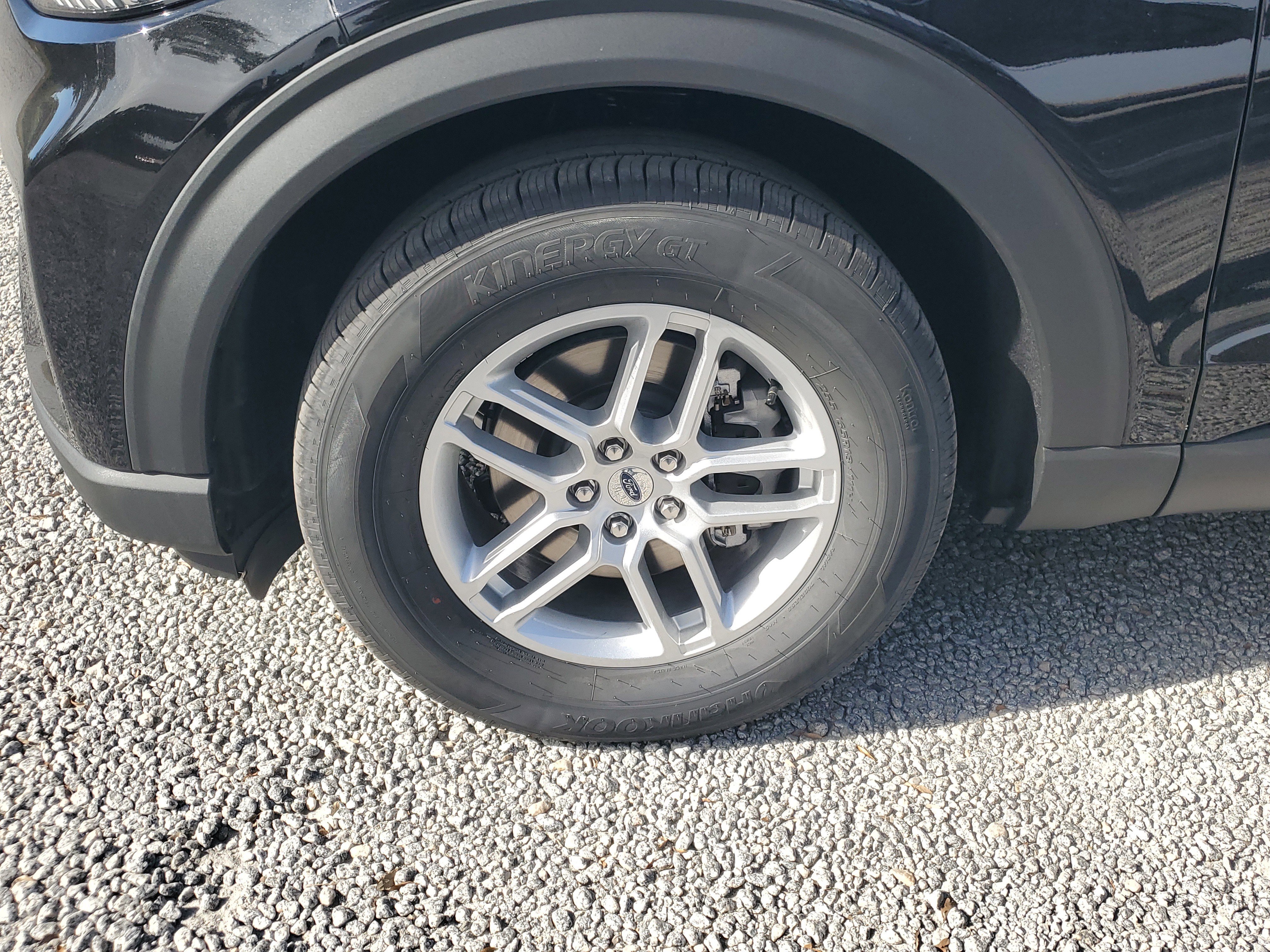 New 2026 Ford Explorer Active image 6